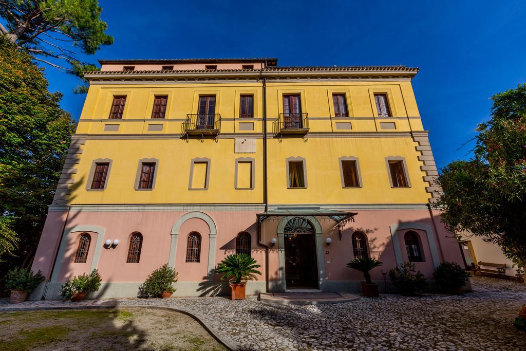 Villa Vomano Corte Dei Tini מראה חיצוני תמונה