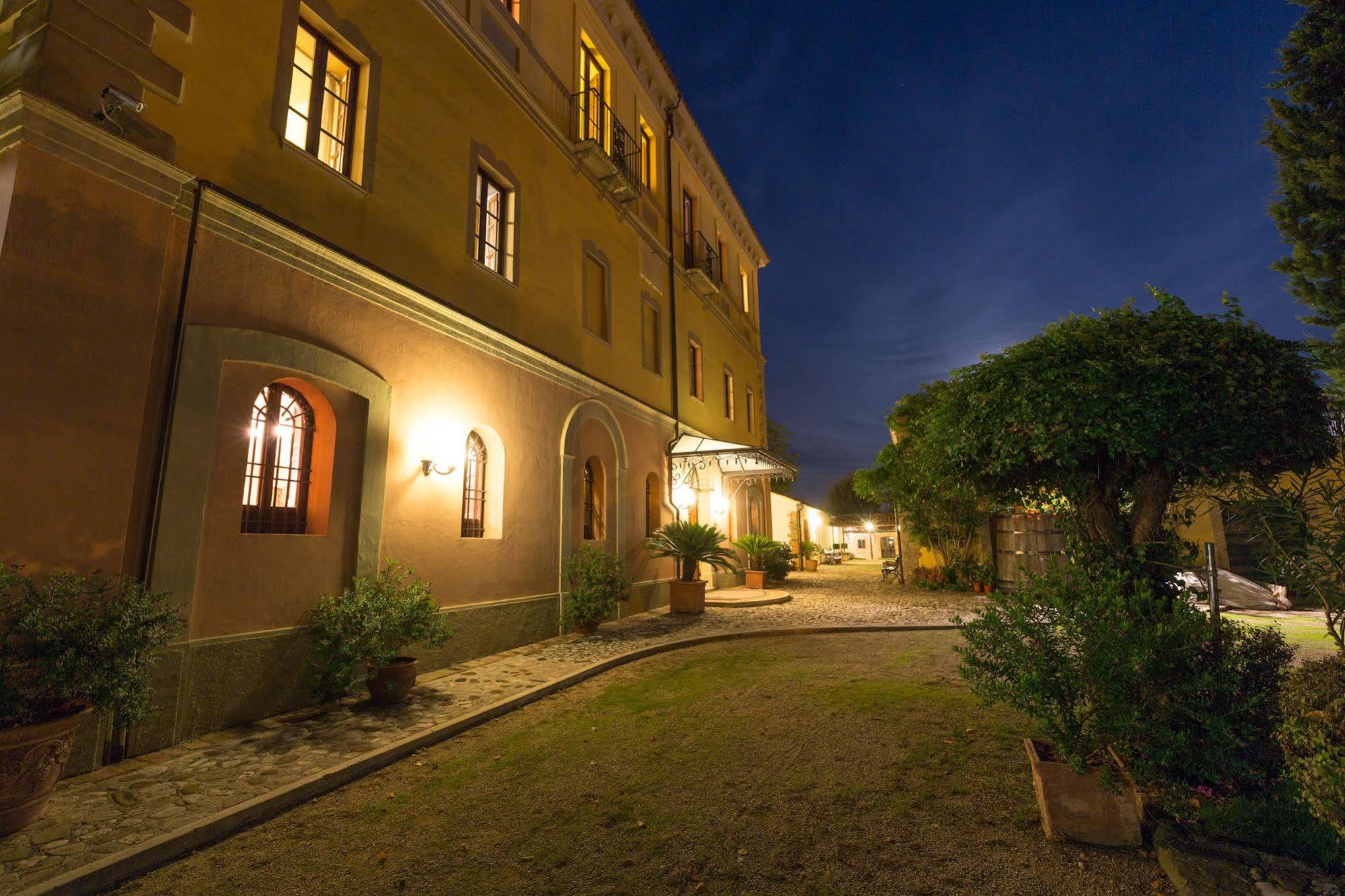 Villa Vomano Corte Dei Tini מראה חיצוני תמונה