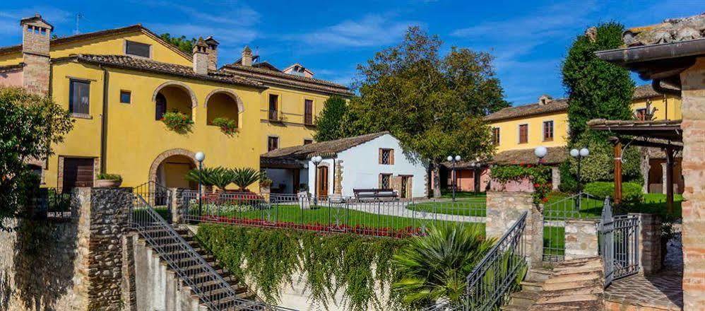 Villa Vomano Corte Dei Tini מראה חיצוני תמונה