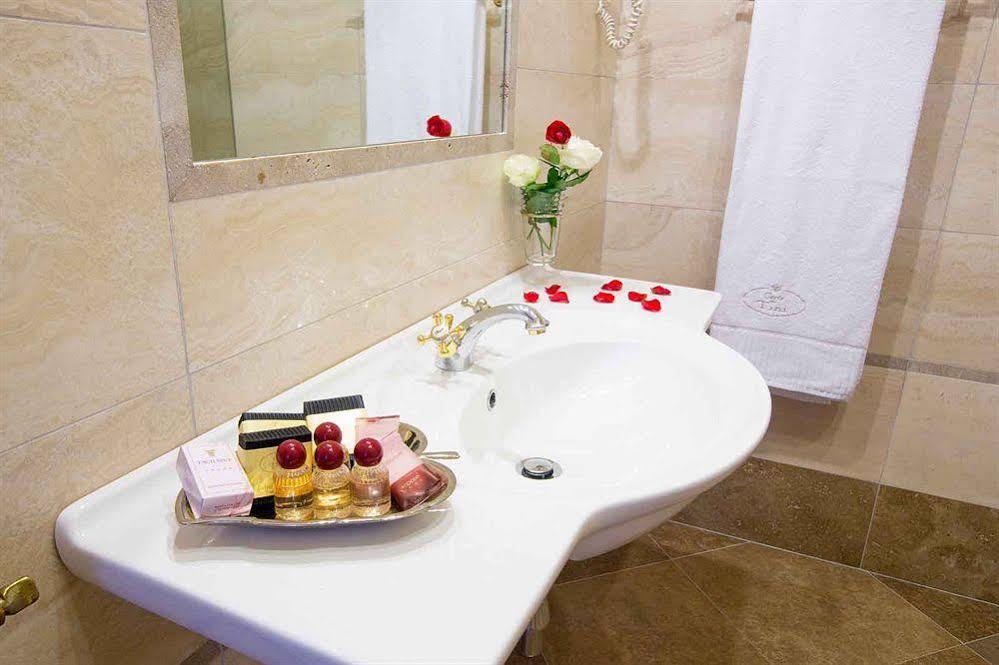Villa Vomano Corte Dei Tini מראה חיצוני תמונה