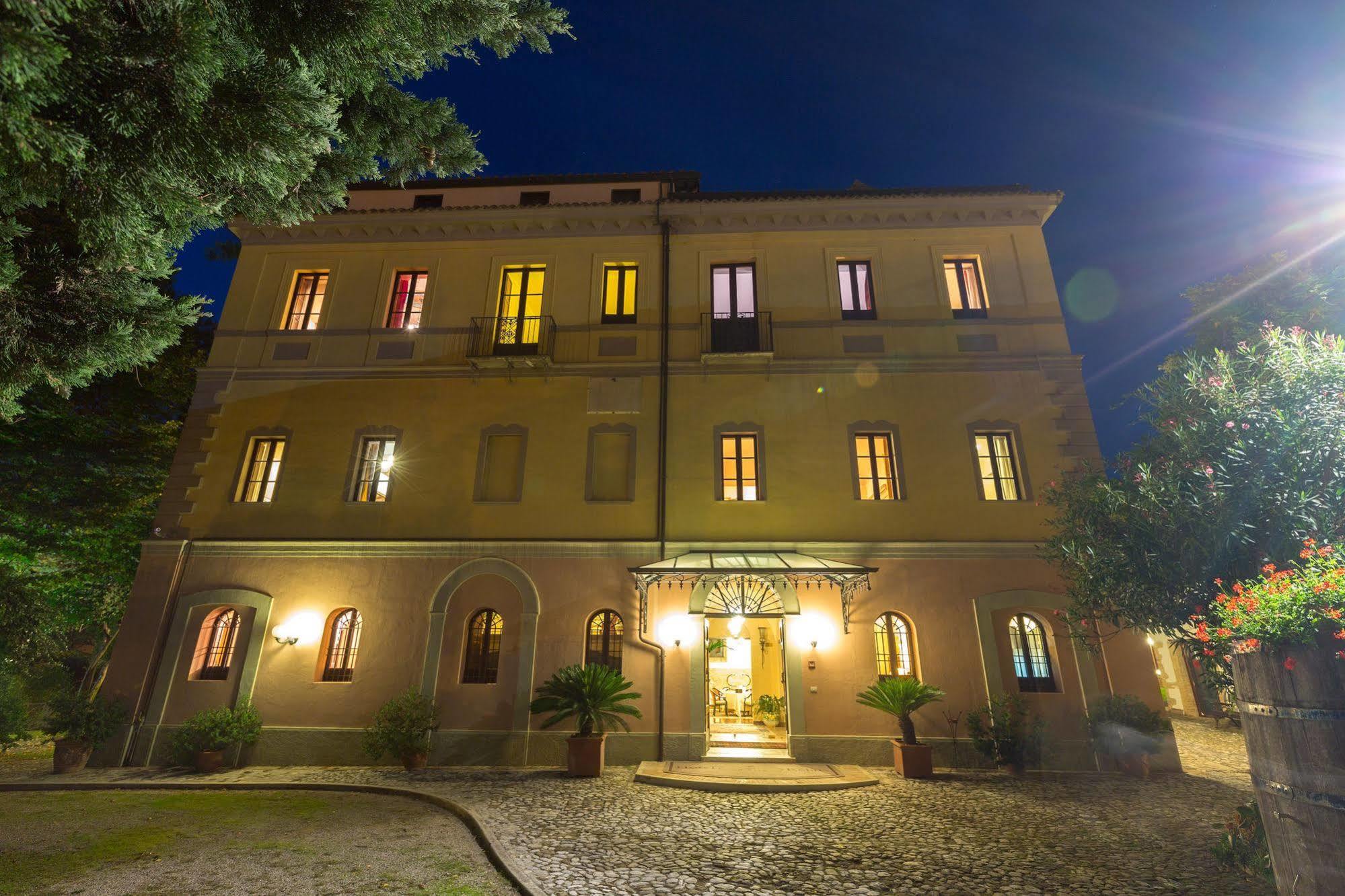Villa Vomano Corte Dei Tini מראה חיצוני תמונה