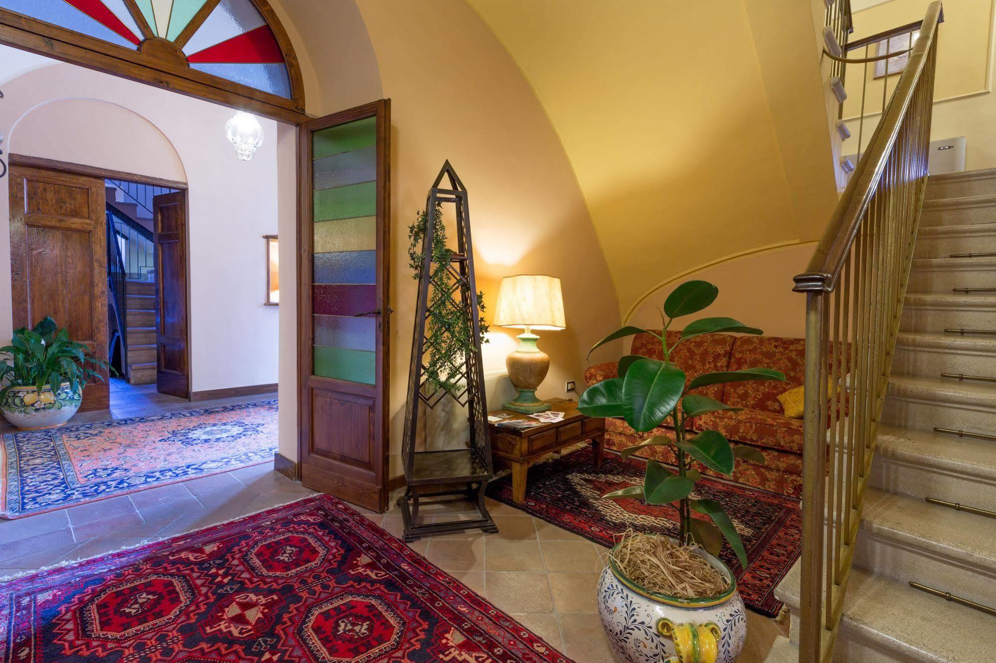 Villa Vomano Corte Dei Tini מראה חיצוני תמונה